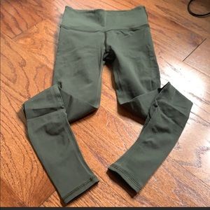 Green lulu lemon leggings
